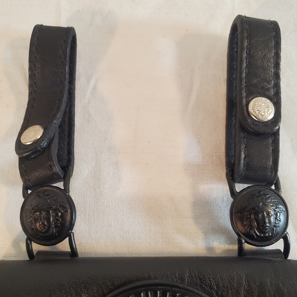 Vintage Gianni Versace Mini Belt Bag Black Stud Italy Medusa Sunburst Leather - Picture 4 of 11